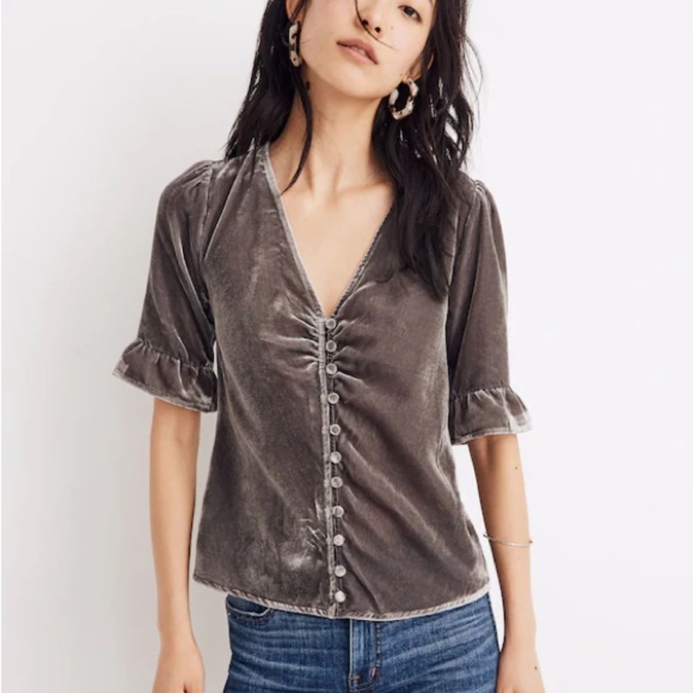 Velvet button-front top,
Madewell Velvet Daylight Top, size xs